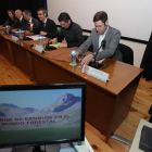 Un momento de la mesa presidencial, ayer en el Campus del Bierzo. ANA F. BARREDO