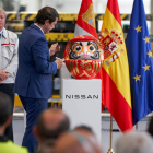Mañueco en la inauguración de la nueva planta de estampación de Nissan, ayer en Ávila. RAÚL SANCHIDRIÁN