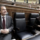 Zapatero y la vicepresidenta segunda y ministra de Economía, Elena Salgado.