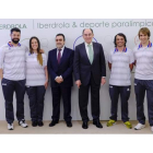El presidente de Iberdrola, Ignacio Galán, recibió a los deportistas. DL