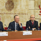 Ignacio Camuñas y Tomás de la Quadra, el historiador José Varela y Fernando Martínez.