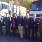 La subdelegada del Gobierno en León, Teresa Mata, ayer en Piedrafita, con las autoridades gallegas.