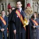 Un ramo de cardos fue el regalo del síndico municipal al catedralico