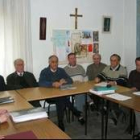 Los sacerdotes del Arciprestazgo Ribesla-Cea se reunieron ayer en Cistierna para analizar la comarca