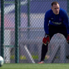 Marc André ter Stegen regresa al trabajo. ENRIC FONTCUBERTA