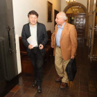 El alcalde de Ponferrada, Samuel Folgueral y Luis Vázquez, en su último encuentro.