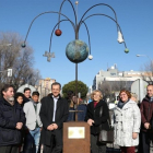 Pedro Duque en la inauguración de una estatua en su honor. /