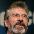 Gerry Adams, ayer durante una rueda de prensa celebrada en Belfast