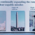 Netanyahu mostró el lunes documentos sobre la posible actividad nuclear de Irán. JIM HOLLANDER