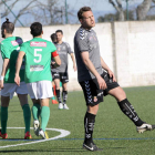 Isaac Aketxe muestra su contrariedad tras recibir la Cultural el segundo gol en el Municipal de Guijuelo