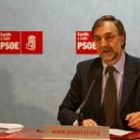 Ignacio Robles, procurador socialistas en las Cortes de Castilla y León, durante la comparecencia