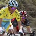 Contador, con el amarillo de líder en la Vuelta al Algarve.