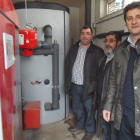 Almuzara, Mitadiel y el alcalde visitaron las obras de las nuevas calderas de biomasa.