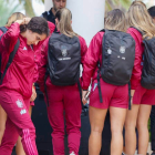 Varias de las jugadoras de la selección española femenina, ayer en la concentración. J. CARLOS CÁRDENAS