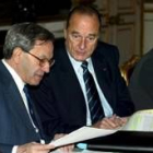 El presidente francés Chirac comentó el informe con sus creadores