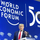 El presidente Donald Trump interviene en Davos.