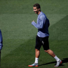Zidane y Cristiano Ronaldo, durante el entrenamiento de este lunes en Valdebebeas.