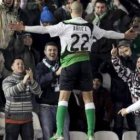 Ariel celebra su gol ante el Valencia que adelantaba a los locales.