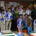 La plantilla de la Deportiva Ponferradina aprovechó el día después del partido de Copa para visitar el Hospital del Bierzo.