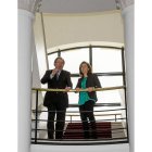 Herrera y Sáenz de Santamaría, en la escalinata de acceso al despacho del presidente.