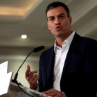 Pedro Sánchez en los desayunos informativos de Europa Press, en el Hotel Villa Magna de Madrid.
