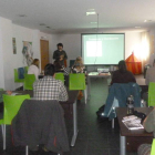 Un  momento de la ponencia de ayer en Sierra Pambley.