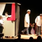 Un momento de la representación de «A vueltas con Don Quijote»