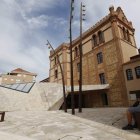Las obras de Araú concluyeron hace once meses, pero faltan remates que impiden inaugurarlo. JESÚS