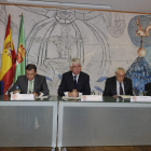 Personalidades asistentes al homenaje.