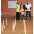 Los ganadores del concurso de fotografía de bolos.