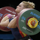Lidia se lamenta tras firmar nulo en su tercer intento en dos tiempos que le impedía arrebatar a la rusa Kulesha la medalla de bronce.