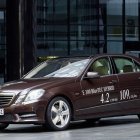 Mercedes presenta en el Salón de Detroit un modelo híbrido sobre la base del E300.