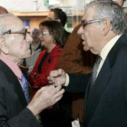 Imagen de archivo de Pacho Reyero hablando con Crémer.