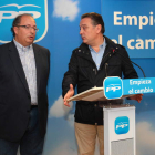 Eduardo Fernández y Alfredo Prada, durante su comparecencia de ayer.