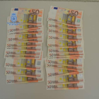 La Policía devolvió a sus propietarios casi 1.800 euros perdidos.