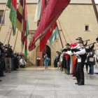 Gaiteros y pendones leoneses hicieron el paseíllo a las autoridades