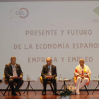 Joaquín S. Torné, Julio Álvarez, José Vega, María José Álvarez y Francisco Álvarez Cascos. RAMIRO