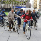 Catalina Díaz, junto a los mayores del Tour.