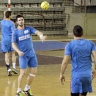 Los extremos Denis Tot y José Mario Carrillo durante un entrenamiento.