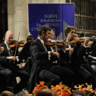 Un instante del concierto que ofreció ayer la Orquesta Sinfónica de Galicia en la Catedral.