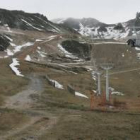 Aspecto de San Isidro sin nieve en una imagen de archivo tomada la pasada temporada en enero