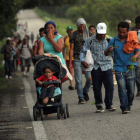 El presidente Trump ha anunciado el envío de un millar de soldados a la frontera.