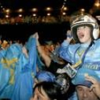 Seguidores de Alonso celebran ayer su triunfo en el Auditorio de Oviedo