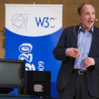 Tim Berners-Lee, creador de la primera página web de la historia, durante una conferencia en Ginebra.