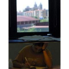 En la imagen, un alumno de la Universidad de León estudiando