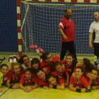El infantil del Cleba ganó ayer con solvencia al HandVall de Valladolid. DL