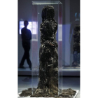 Escultura de pelo ‘Chelgis I’ del iraní-sueco Mandana Moghaddam. FELIPE TRUEBA