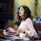 La ministra de Hacienda María Jesús Montero, durante su intervención en el Congreso. J. C. HIDALGO