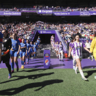 Primer partido de fútbol femenino en Zorrilla entre el Real Valladolid Simancas y el Olímpico de León B. R. GARCÍA