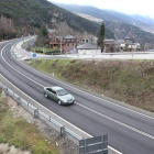 La necesidad de la autovía quedó patente al cerrarse el túnel de La Barosa varios meses.
